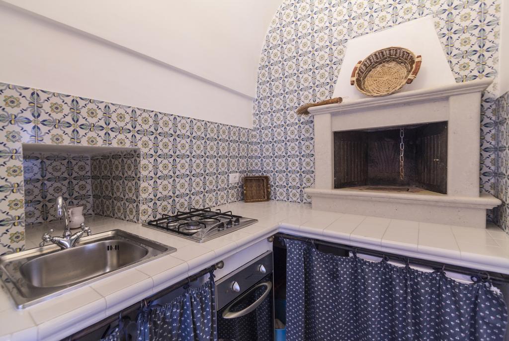 Trulli La Zisa Apartment ฟาซาโน ภายนอก รูปภาพ